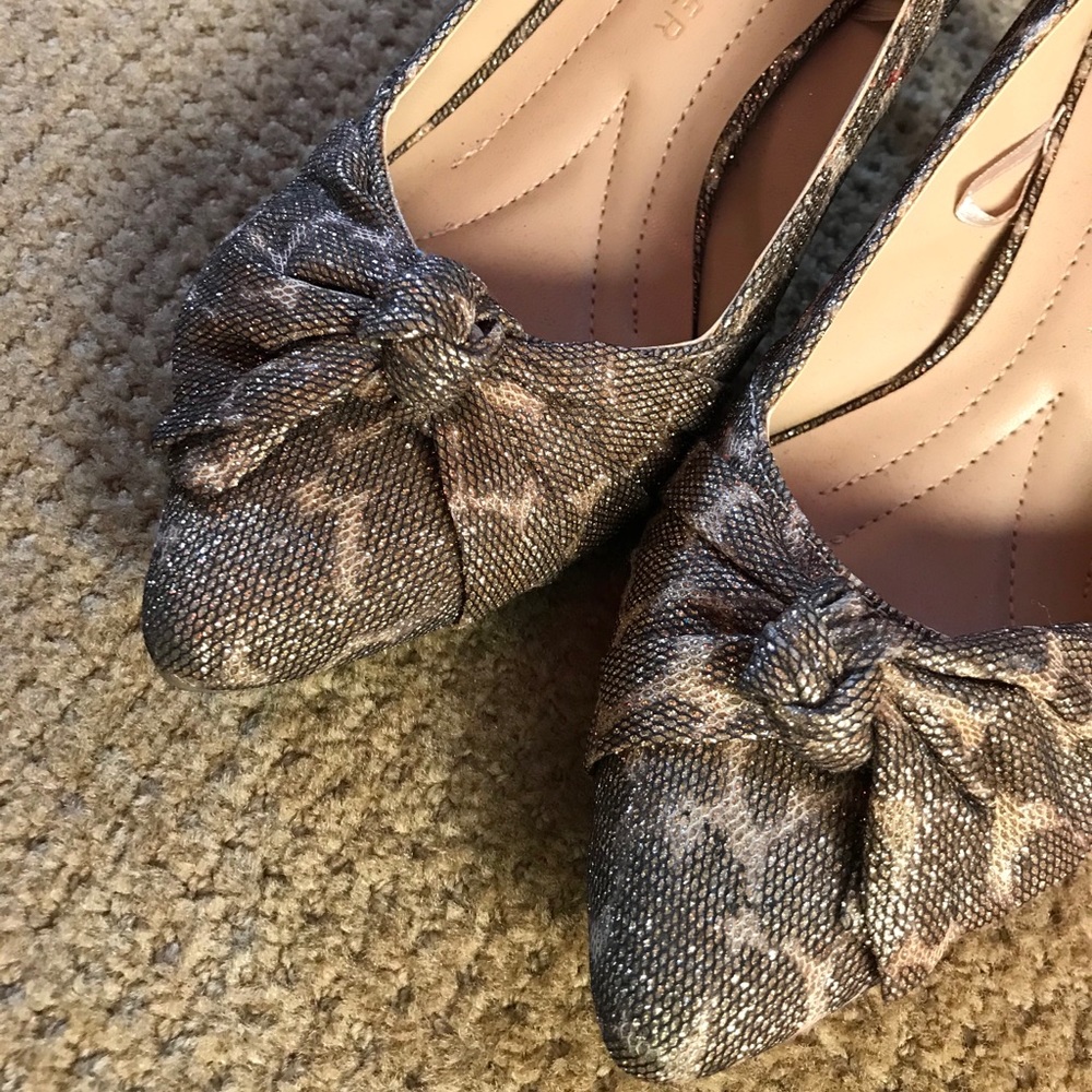 ANDREW GELLER SHINY ANIMAL PRINT HEELS